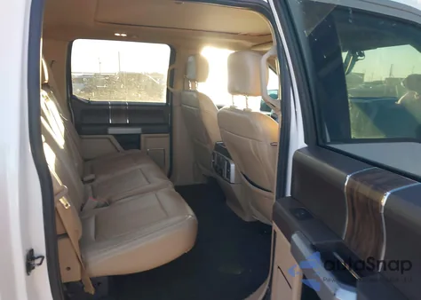 2018 Ford F-150 Lariat z USA, uszkodzony, nr VIN 1FTEW1EP3JKC21968